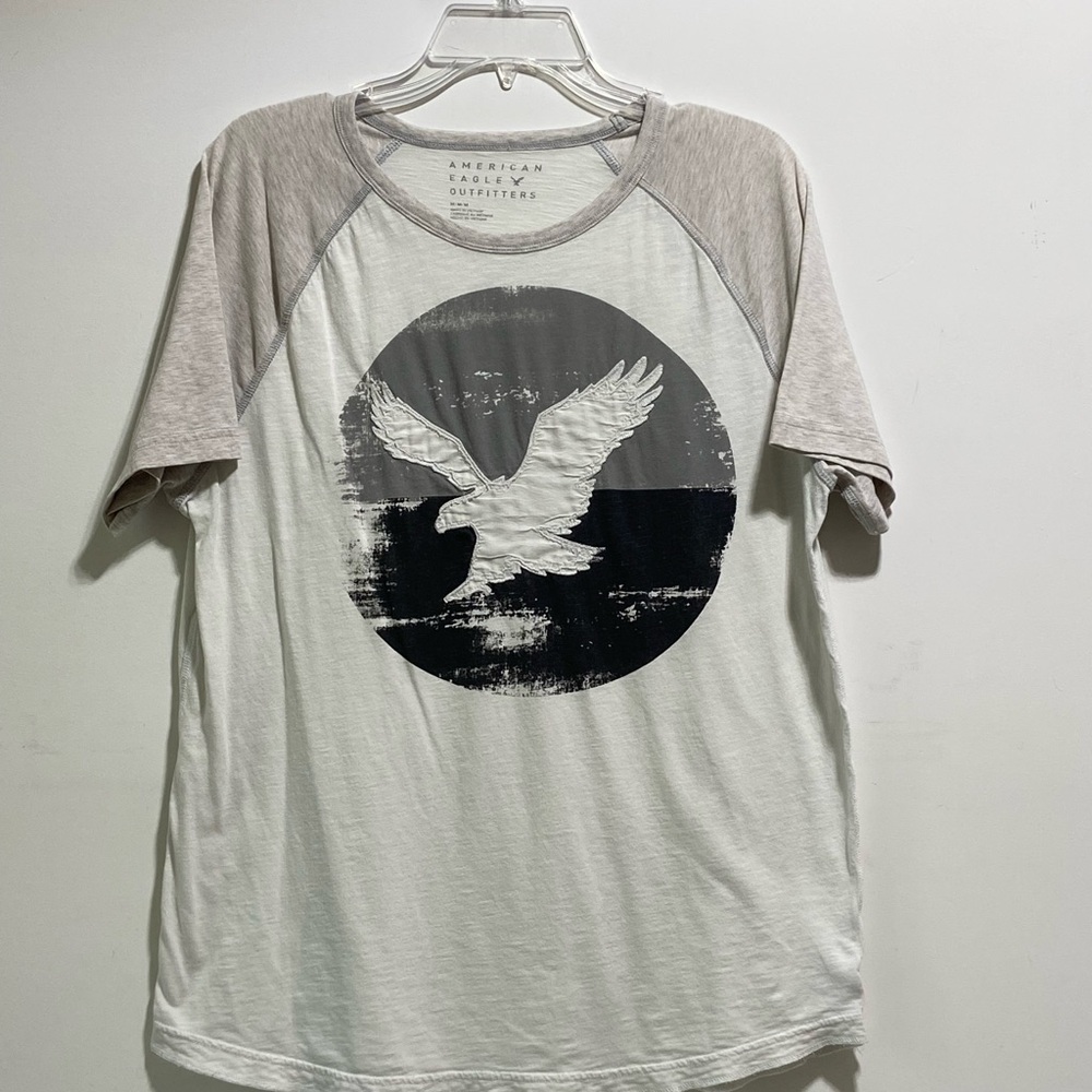 American Eagle Outfitters Gray Short Sleeve Tee